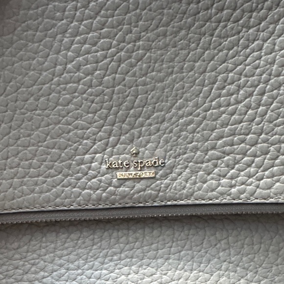 ♠️Kate Spade Gray purse - Picture 8 of 10
